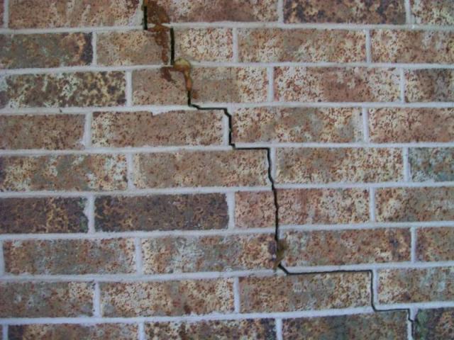 Exterior Wall Stress Crack Real Estate Training Systems Rets